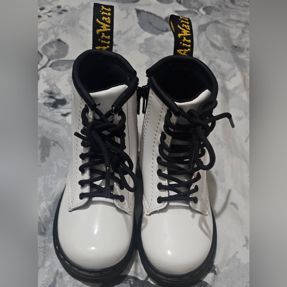 Brand new Dr. Martens white boots toddler.